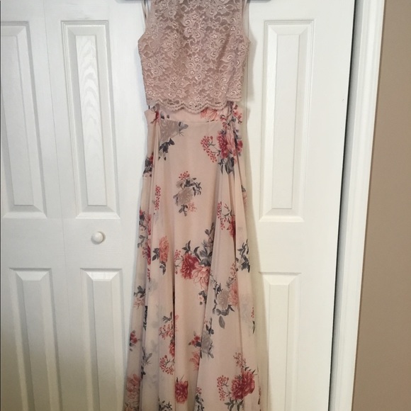 Dress - Picture 1 of 3